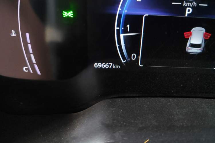 Used Toyota FRONTLANDER 2023 2.0L CVT Elite Edition Odometer Close Up