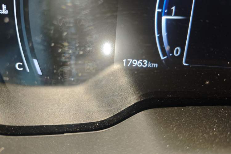 Used Toyota FRONTLANDER 2023 2.0L CVT Elite Edition Odometer Close Up