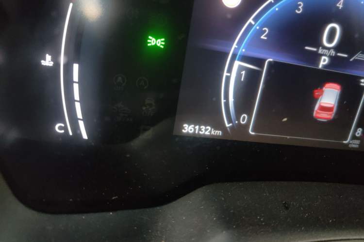 Used Toyota FRONTLANDER 2023 2.0L CVT Leading Edition Odometer Close Up