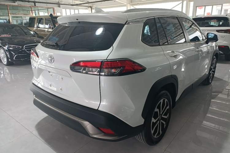 Used Toyota FRONTLANDER 2023 2.0L CVT Luxury Edition Rear Right 45 Deg