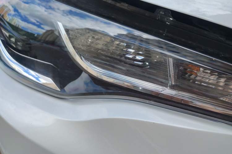 Used Toyota FRONTLANDER 2023 2.0L CVT Leading Edition Right Front Headlight