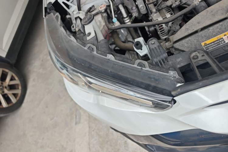 Used Toyota FRONTLANDER 2023 2.0L CVT Elite Edition Right Front Headlight