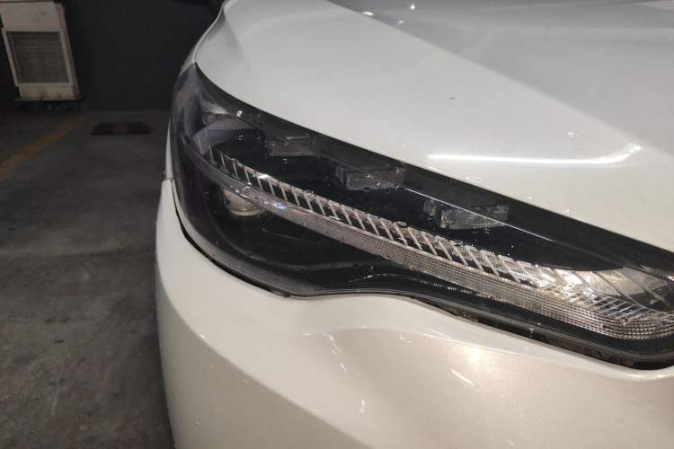 Used Toyota FRONTLANDER 2023 2.0L CVT Luxury Edition Right Front Headlight