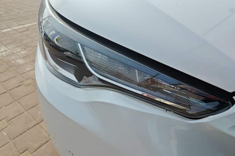 Used Toyota FRONTLANDER 2023 2.0L CVT Elite Edition Right Front Headlight