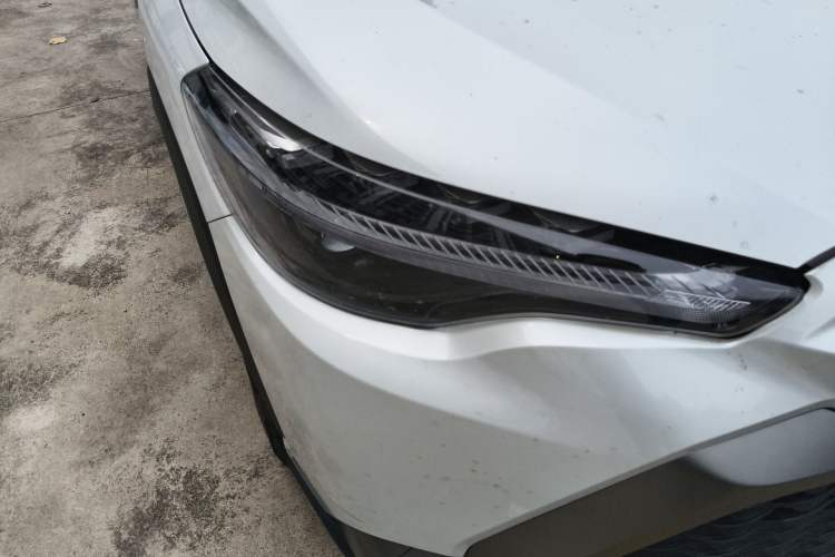 Used Toyota FRONTLANDER 2023 2.0L Smart Electric Hybrid Dual-Engine Luxury Edition Right Front Headlight