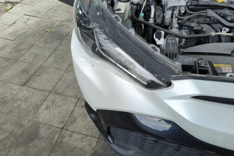 Used Toyota FRONTLANDER 2023 2.0L CVT Leading Edition Right Front Headlight