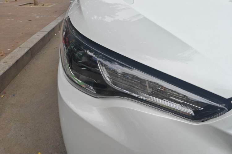 Used Toyota FRONTLANDER 2023 2.0L Smart Electric Hybrid Dual-Engine Leading Edition Right Front Headlight