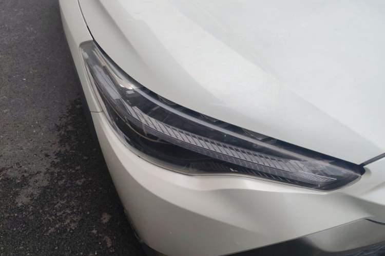 Used Toyota FRONTLANDER 2023 2.0L Smart Electric Hybrid Dual-Engine Luxury Edition Right Front Headlight