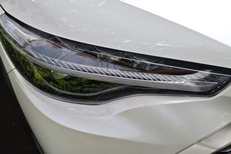 Used Toyota FRONTLANDER 2023 2.0L CVT Sport Edition Right Front Headlight
