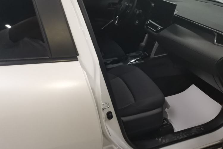 Used Toyota FRONTLANDER 2023 2.0L CVT Elite Edition Right Front Seat