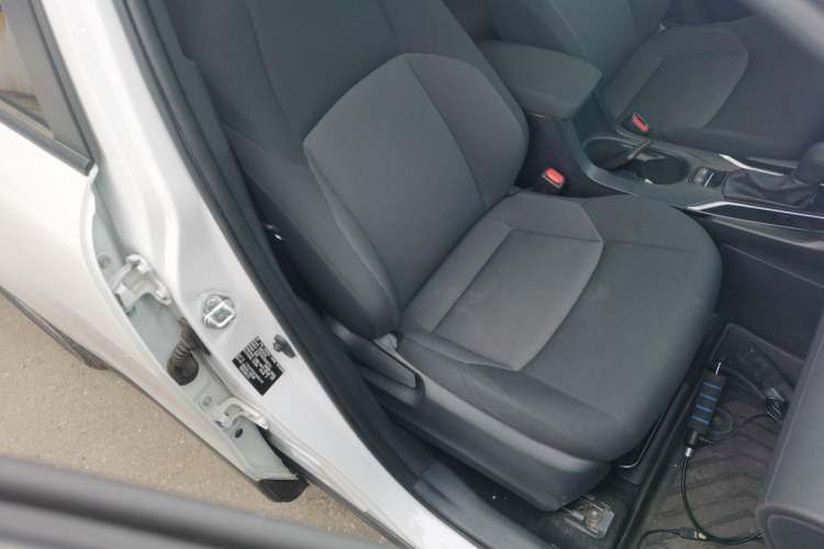 Used Toyota FRONTLANDER 2023 2.0L CVT Elite Edition Right Front Seat