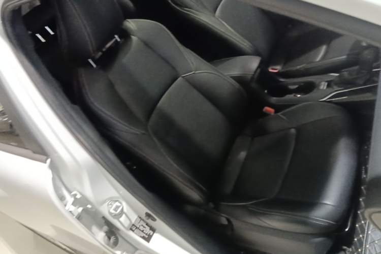 Used Toyota FRONTLANDER 2023 2.0L CVT Leading Edition Right Front Seat