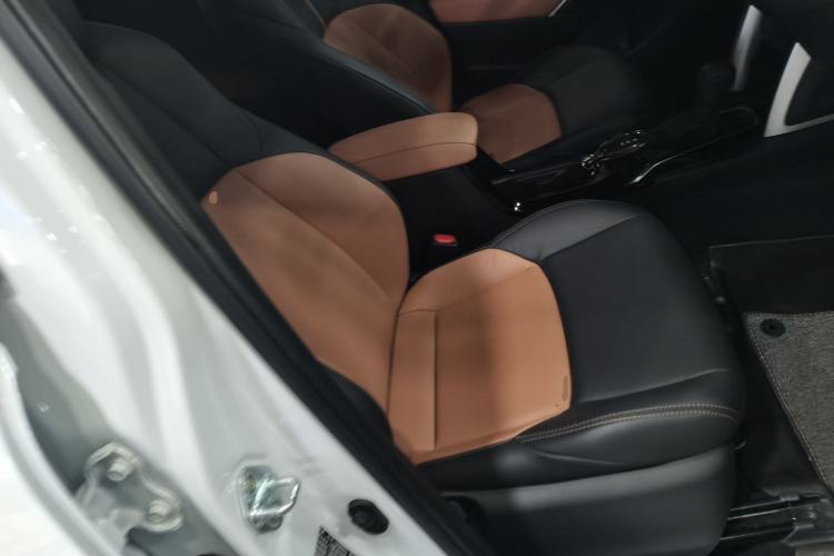 Used Toyota FRONTLANDER 2023 2.0L CVT Sport Edition Right Front Seat