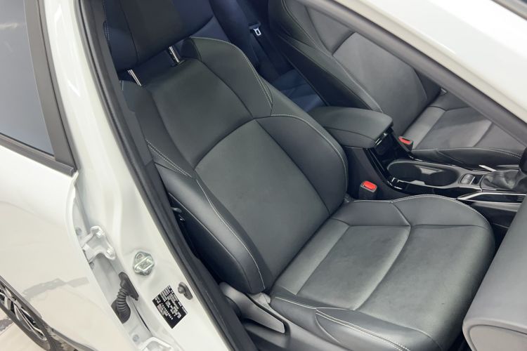 Used Toyota FRONTLANDER 2023 2.0L CVT Luxury Edition Right Front Seat