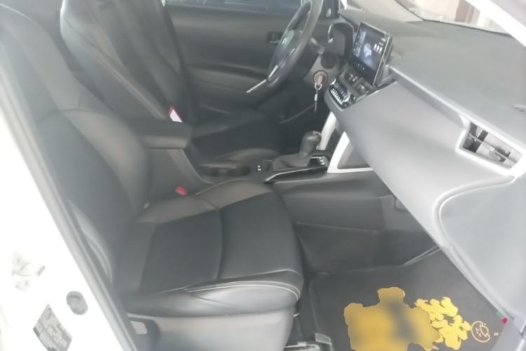 Used Toyota FRONTLANDER 2023 2.0L CVT Elite Edition Right Front Seat