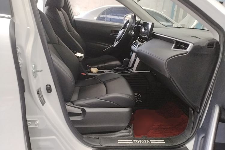 Used Toyota FRONTLANDER 2023 2.0L CVT Elite Edition Right Front Seat