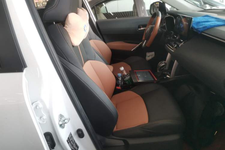 Used Toyota FRONTLANDER 2023 2.0L CVT Sport Edition Right Front Seat