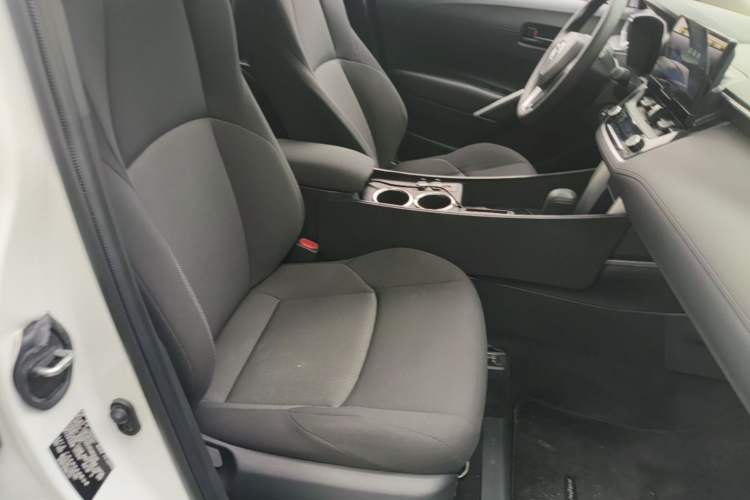 Used Toyota FRONTLANDER 2023 2.0L CVT Elite Edition Right Front Seat