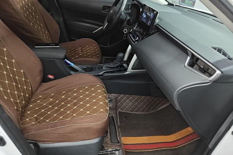 Used Toyota FRONTLANDER 2023 2.0L CVT Elite Edition Right Front Seat