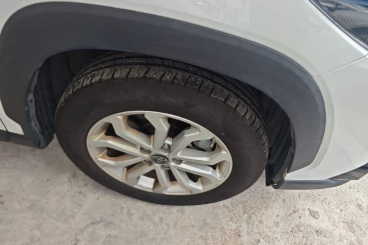 Used Toyota FRONTLANDER 2023 2.0L CVT Elite Edition Right Front Wheel Hub