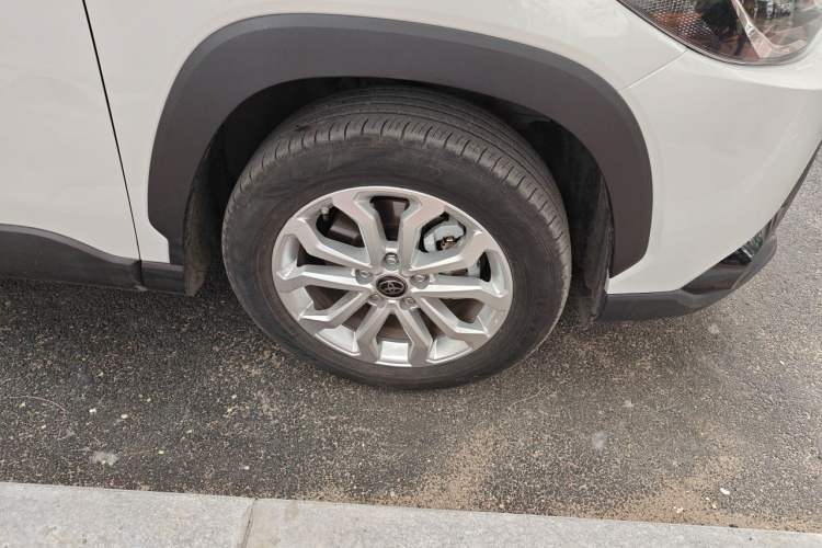Used Toyota FRONTLANDER 2023 2.0L Smart Electric Hybrid Dual-Engine Leading Edition Right Front Wheel Hub