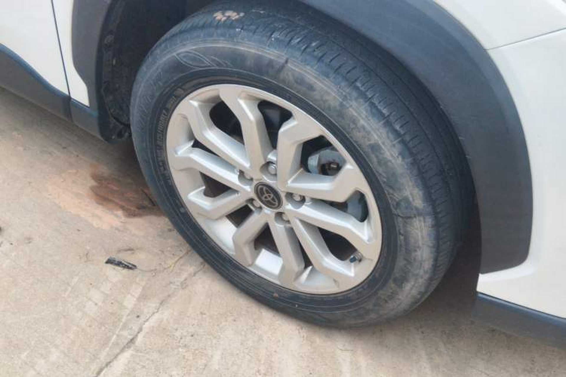 Used Toyota FRONTLANDER 2023 2.0L CVT Elite Edition Right Front Wheel Hub