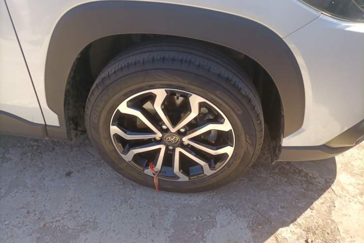 Used Toyota FRONTLANDER 2023 2.0L CVT Luxury Edition Right Front Wheel Hub