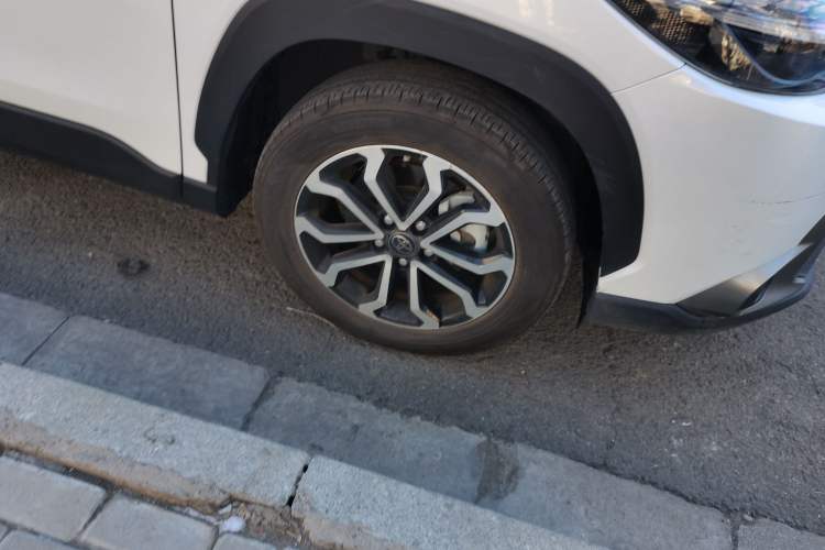 Used Toyota FRONTLANDER 2023 2.0L CVT Luxury Edition Right Front Wheel Hub