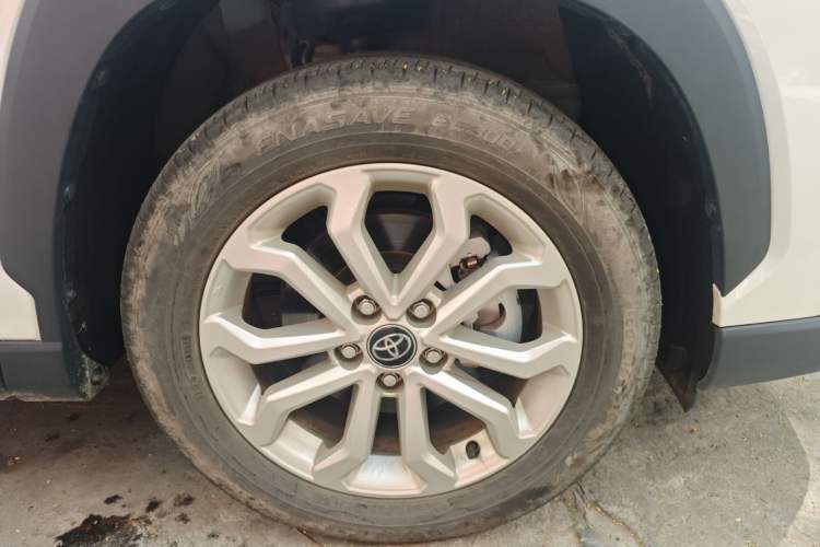 Used Toyota FRONTLANDER 2023 2.0L CVT Elite Edition Right Front Wheel Hub