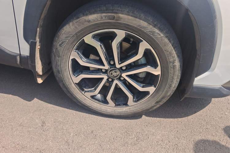 Used Toyota FRONTLANDER 2023 2.0L CVT Luxury Edition Right Front Wheel Hub