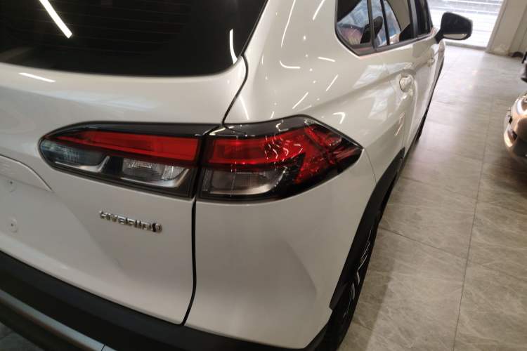 Used Toyota FRONTLANDER 2023 2.0L Smart Electric Hybrid Dual-Engine Deluxe Version Right Rear Taillight
