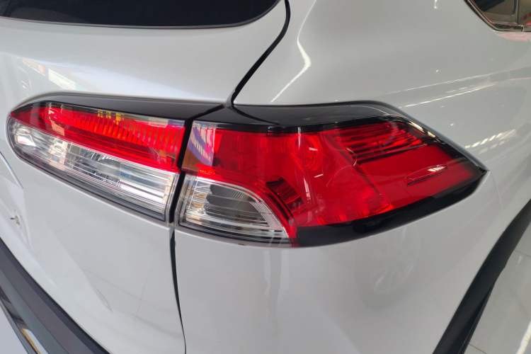 Used Toyota FRONTLANDER 2023 2.0L CVT Elite Edition Right Rear Taillight