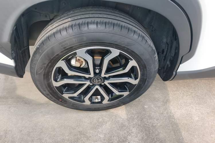 Used Toyota FRONTLANDER 2023 2.0L CVT Luxury Edition Right Rear Wheel Hub