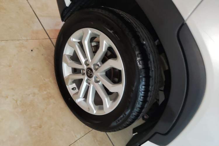 Used Toyota FRONTLANDER 2023 2.0L CVT Leading Edition Right Rear Wheel Hub