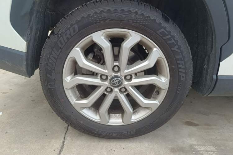 Used Toyota FRONTLANDER 2023 2.0L CVT Elite Edition Right Rear Wheel Hub