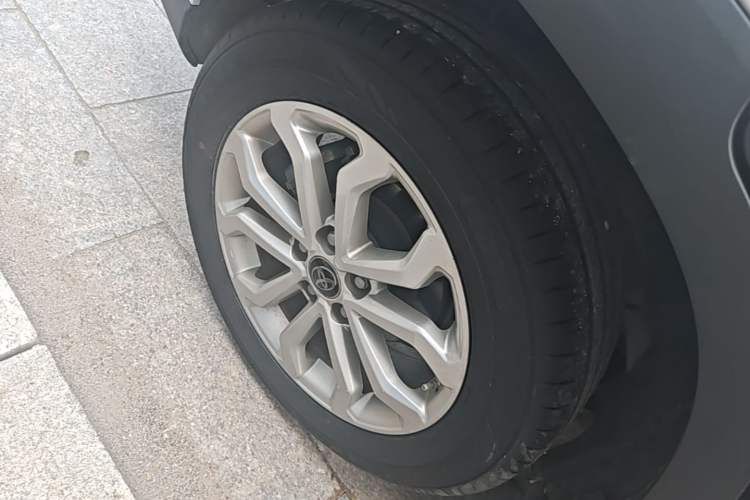 Used Toyota FRONTLANDER 2023 2.0L CVT Elite Edition Right Rear Wheel Hub
