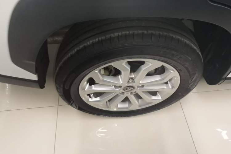 Used Toyota FRONTLANDER 2023 2.0L CVT Elite Edition Right Rear Wheel Hub