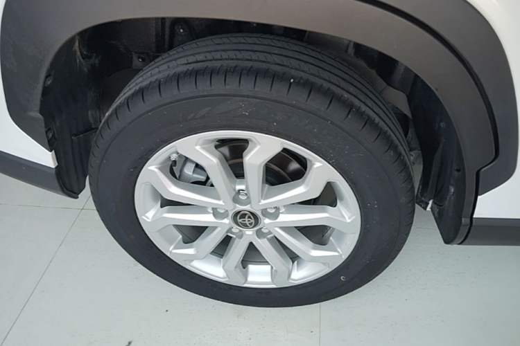 Used Toyota FRONTLANDER 2023 2.0L CVT Leading Edition Right Rear Wheel Hub