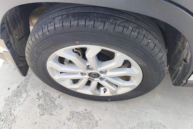 Used Toyota FRONTLANDER 2023 2.0L CVT Elite Edition Right Rear Wheel Hub