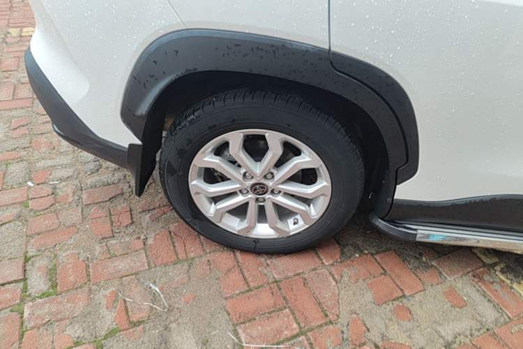 Used Toyota FRONTLANDER 2023 2.0L Smart Electric Hybrid Dual-Engine Leading Edition Right Rear Wheel Hub
