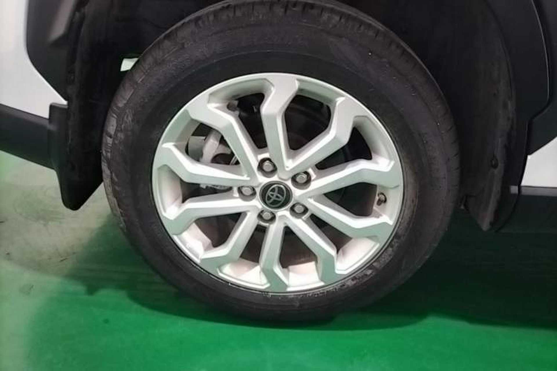 Used Toyota FRONTLANDER 2023 2.0L CVT Leading Edition Right Rear Wheel Hub