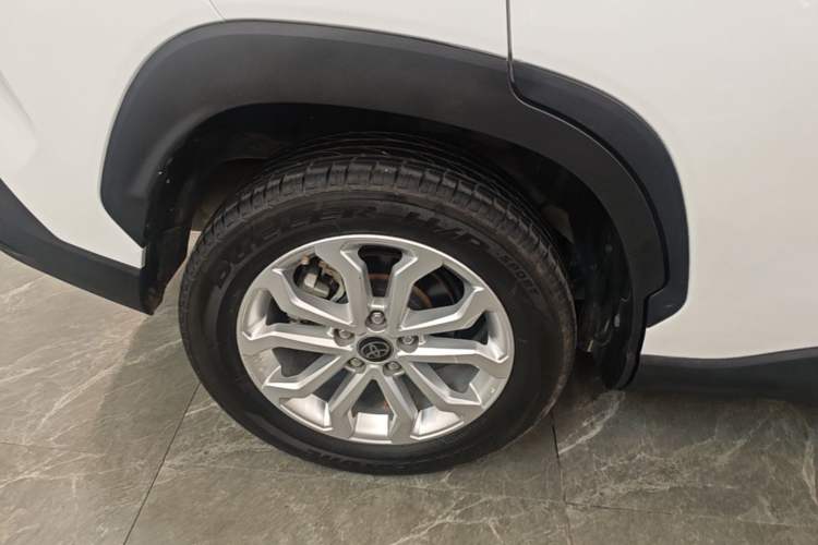 Used Toyota FRONTLANDER 2023 2.0L CVT Elite Edition Right Rear Wheel Hub