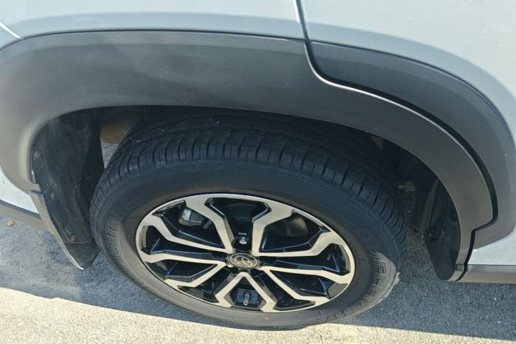Used Toyota FRONTLANDER 2023 2.0L CVT Luxury Edition Right Rear Wheel Hub