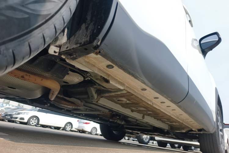 Used Toyota FRONTLANDER 2023 2.0L CVT Luxury Edition Right Side Sill