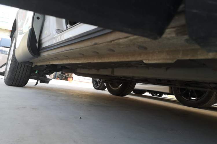 Used Toyota FRONTLANDER 2023 2.0L CVT Leading Edition Right Side Sill