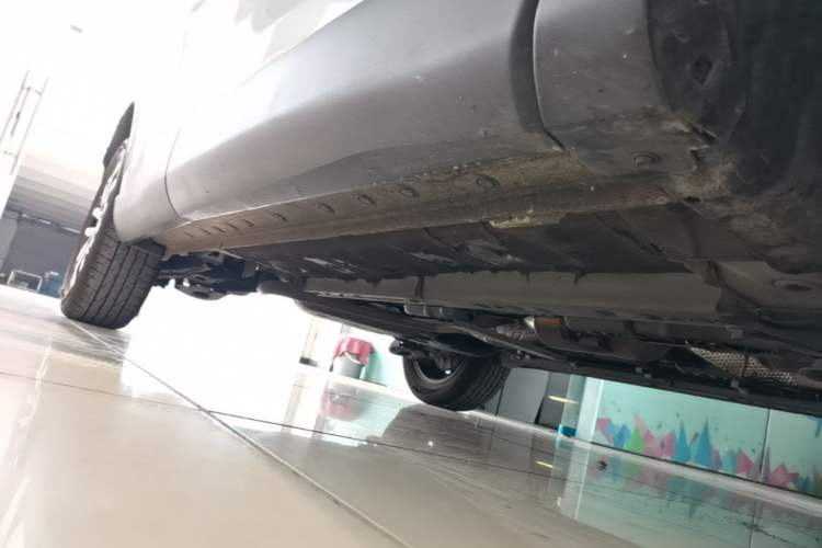 Used Toyota FRONTLANDER 2023 2.0L CVT Luxury Edition Right Side Sill