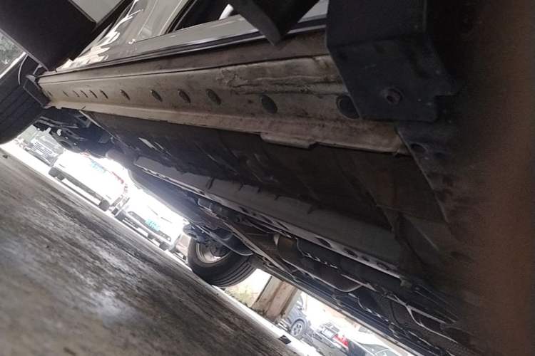 Used Toyota FRONTLANDER 2023 2.0L CVT Elite Edition Right Side Sill