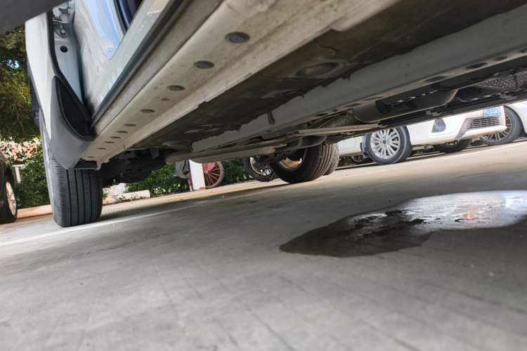 Used Toyota FRONTLANDER 2023 2.0L CVT Elite Edition Right Side Sill