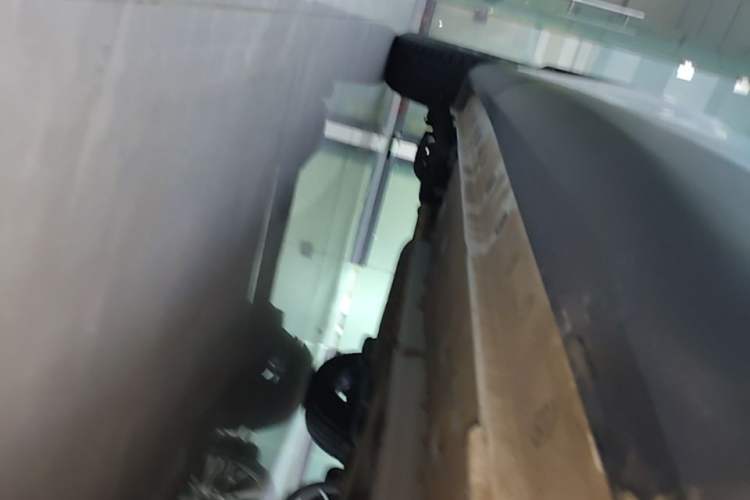 Used Toyota FRONTLANDER 2023 2.0L CVT Luxury Edition Right Side Sill