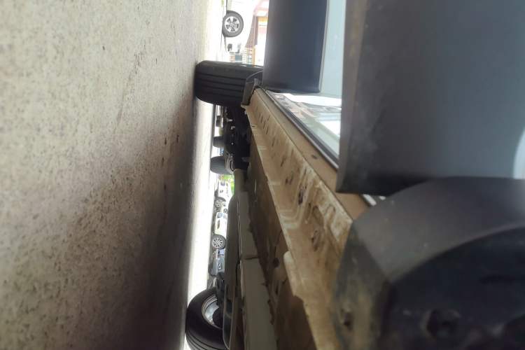 Used Toyota FRONTLANDER 2023 2.0L CVT Elite Edition Right Side Sill